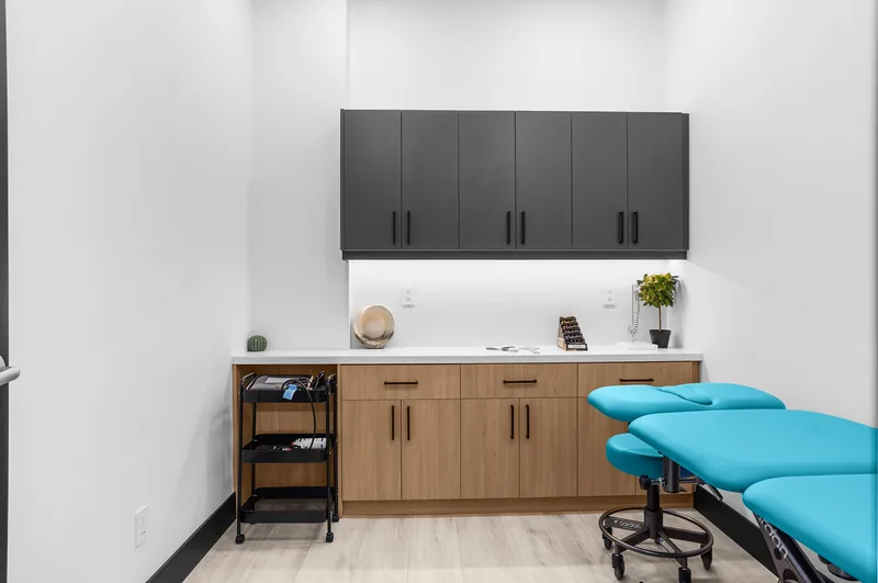 Private physiotherapy treatment room at Interlink Physiotherapy in Ancaster