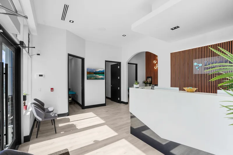 Reception area at Interlink Physiotherapy, 1280 Mohawk Rd, Ancaster Ontario